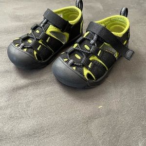 Toddler Newport H2 Keens